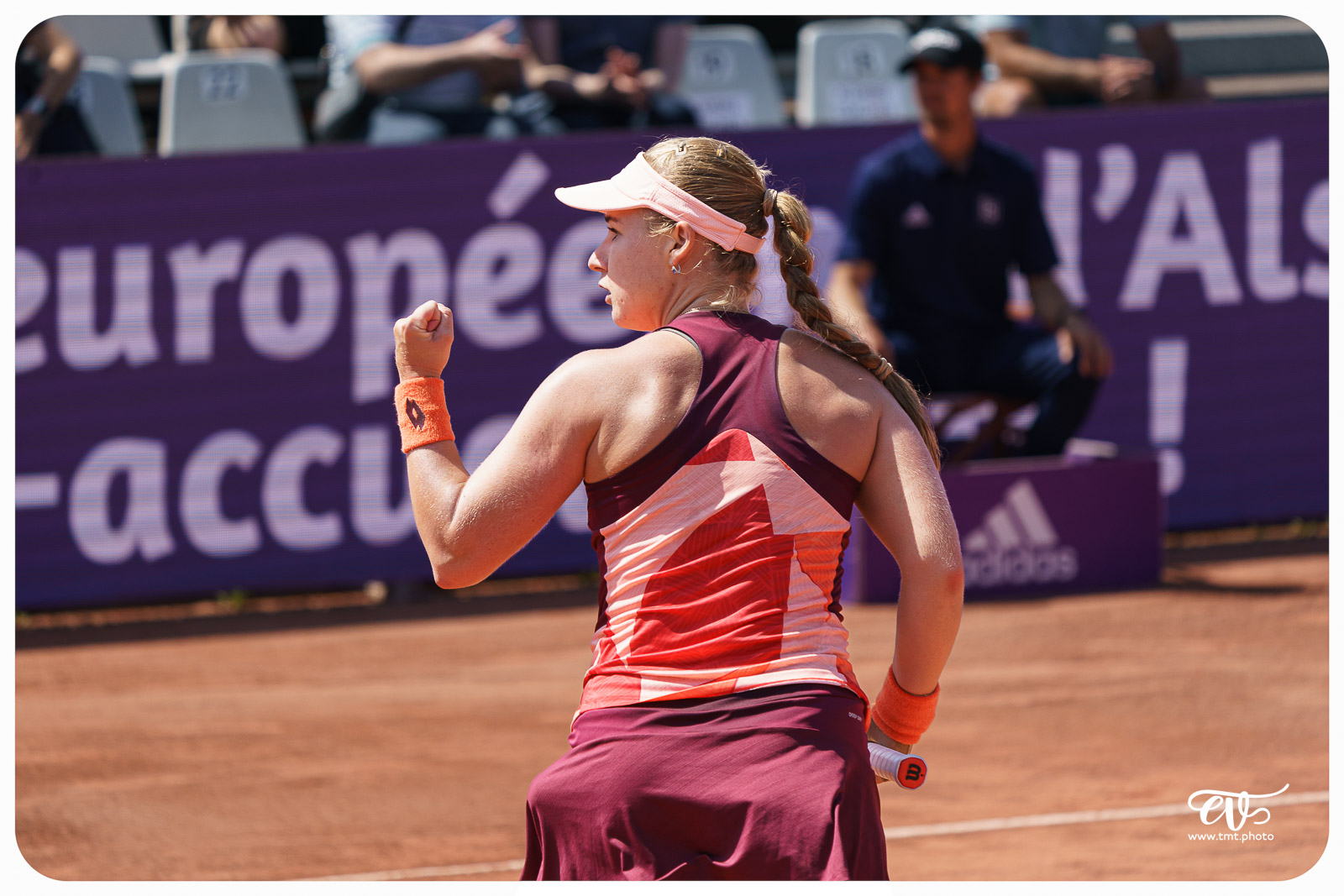 IS 2023 : 1/2 FINALE SIMPLE (DAVIS/BLINKOVA)